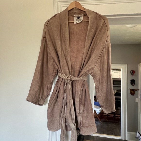 Mysayang Linen Oversized Kimono - Picture 3 of 4